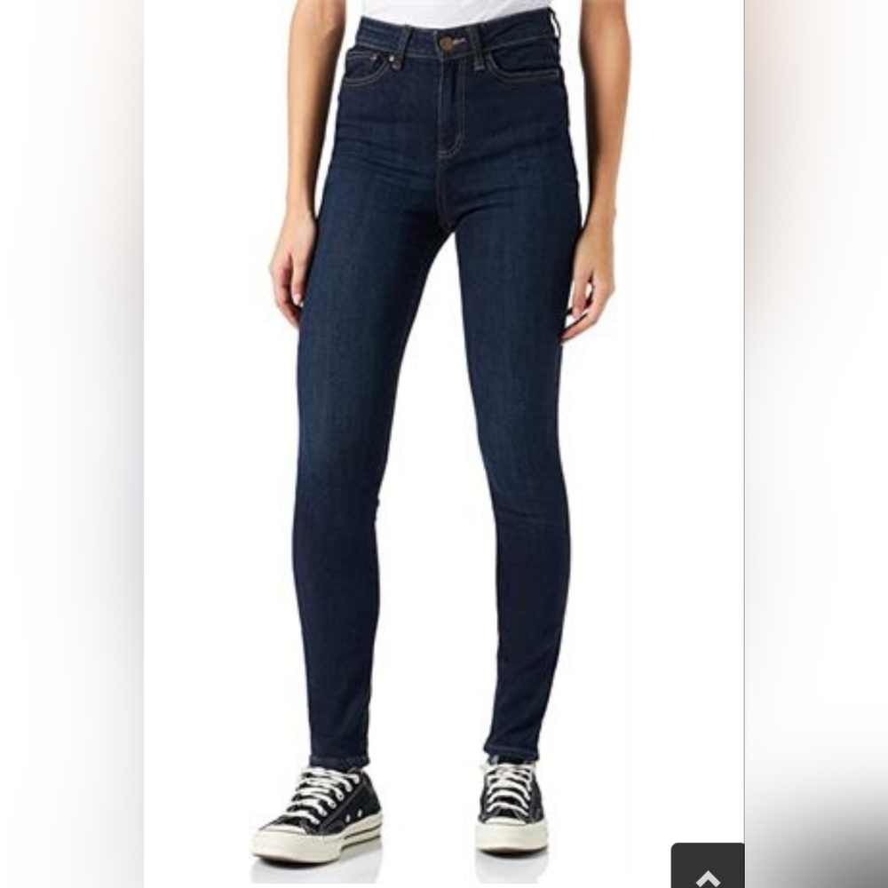 Daily Ritual Women's High-Rise Skinny-Pure Indigo 31 Short
